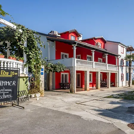 Hilde Red-2 By Interhome Apartmán