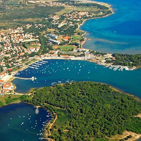 Hilde Red-2 By Interhome