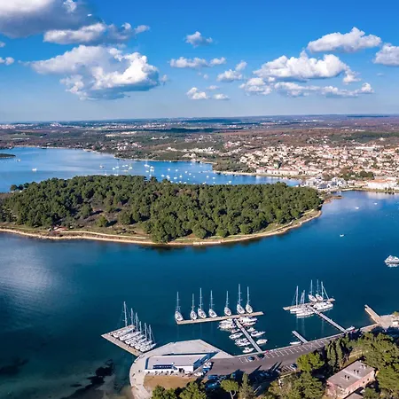 Hilde Red-2 By Interhome Apartmán