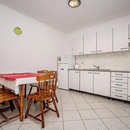 Hilde Red-2 By Interhome Medulin