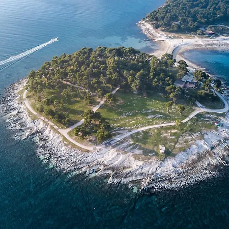 Hilde Red-2 By Interhome Apartman Medulin